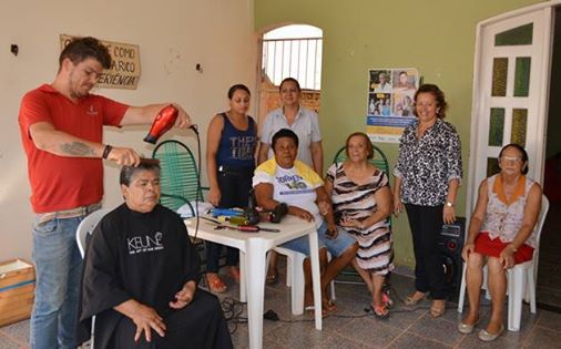 Centro de Convivência do Idoso promove o Dia da Beleza - Imagem 1