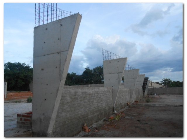 Prefeitura de Inhuma em Parceria com o FNDE constrói quadra com cobertura na Escola Monsenhor Lopes - Imagem 12