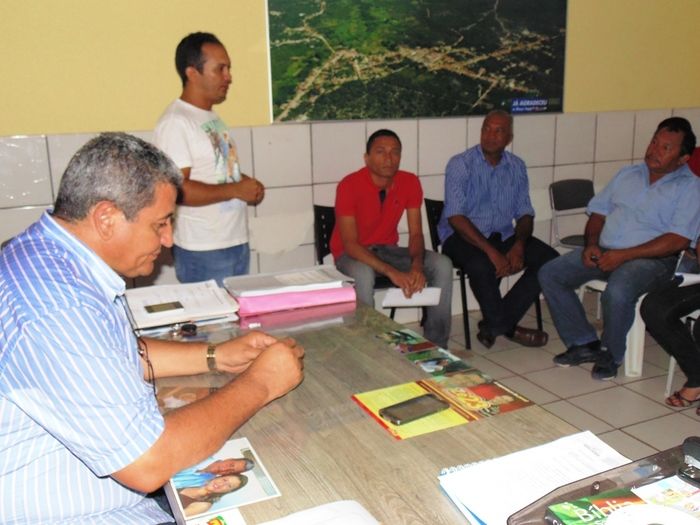 Prefeito Zé Resende empossa novo Secretario de Educação - Imagem 9