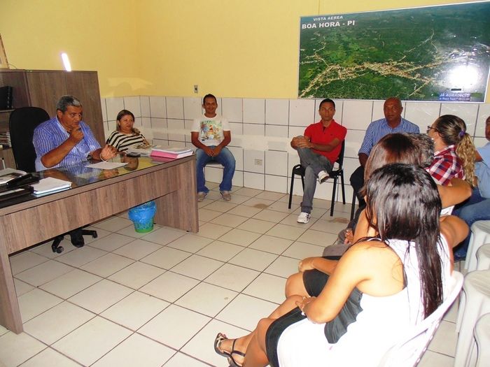 Prefeito Zé Resende empossa novo Secretario de Educação - Imagem 1