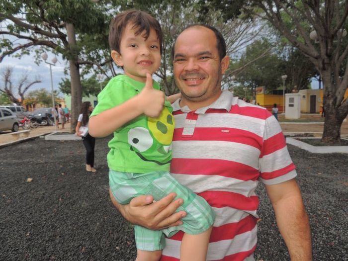 Debaixo de chuva, Caminhada pela Paz reuniu centenas de pessoas - Imagem 27