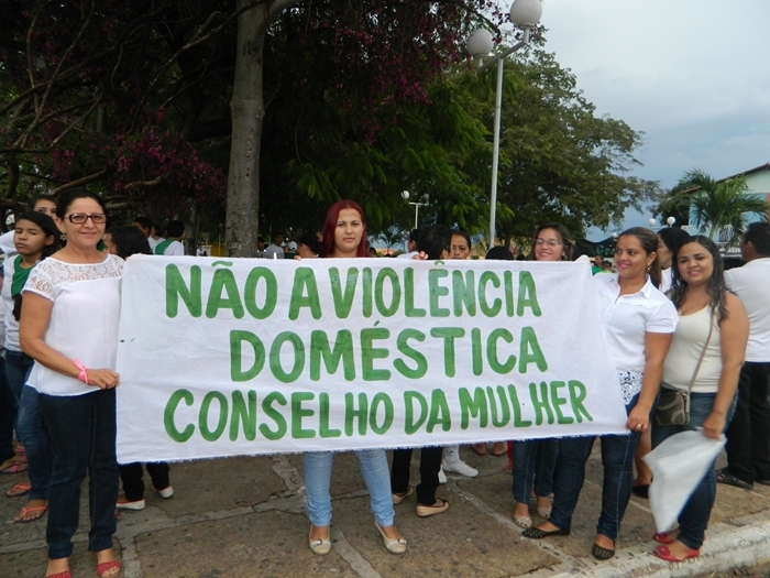 Debaixo de chuva, Caminhada pela Paz reuniu centenas de pessoas - Imagem 4