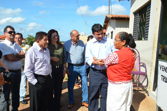 Governador Inaugura Obras em Ipiranga do Piauí - Imagem 13