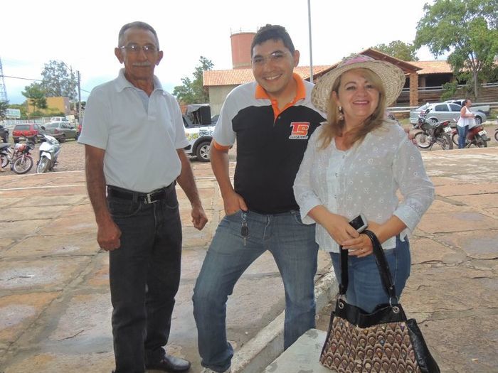 Debaixo de chuva, Caminhada pela Paz reuniu centenas de pessoas - Imagem 28