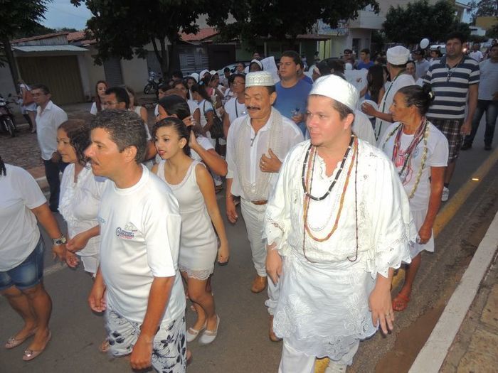 Debaixo de chuva, Caminhada pela Paz reuniu centenas de pessoas - Imagem 51