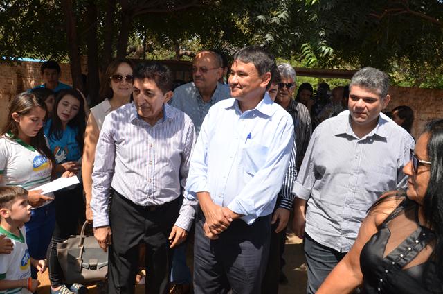 Governador Inaugura Obras em Ipiranga do Piauí - Imagem 61