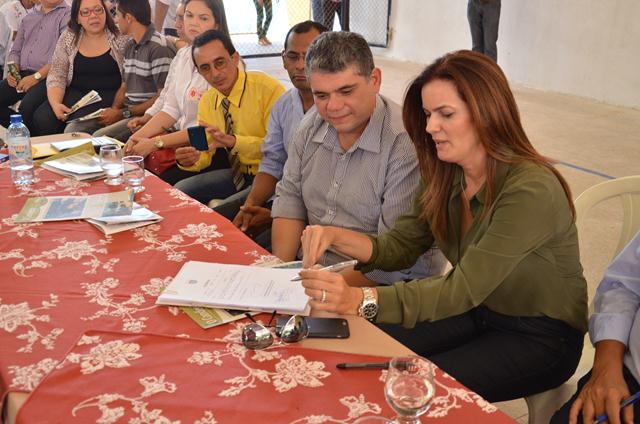 Governador Inaugura Obras em Ipiranga do Piauí - Imagem 120