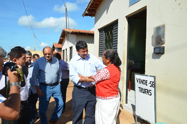 Governador Inaugura Obras em Ipiranga do Piauí - Imagem 11