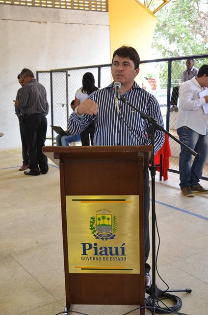 Governador Inaugura Obras em Ipiranga do Piauí - Imagem 87