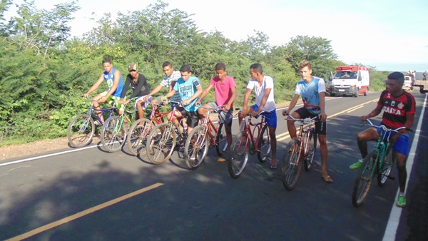 Corrida de bicicleta é realizada em Santo Inácio  - Imagem 3