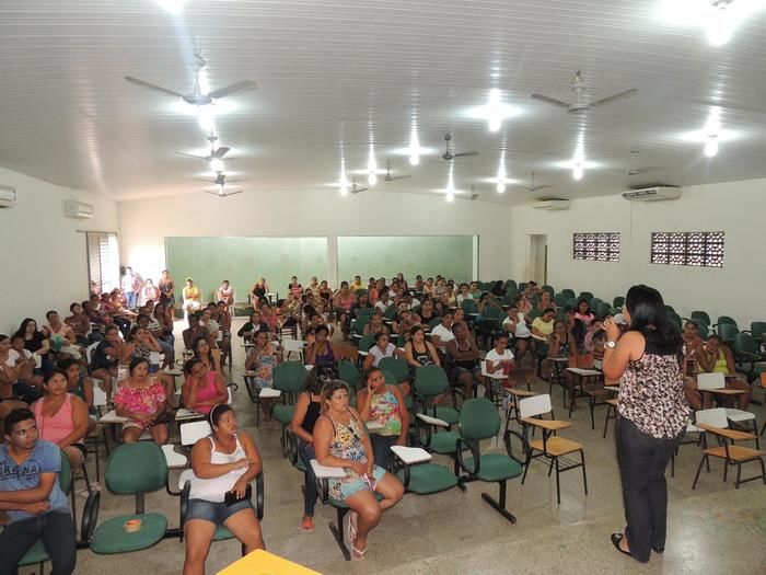 Prefeitura de Água Branca realiza entrega de material do Programa Alfa e Beto - Imagem 1
