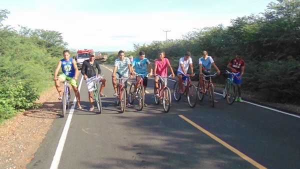 Corrida de bicicleta é realizada em Santo Inácio  - Imagem 1