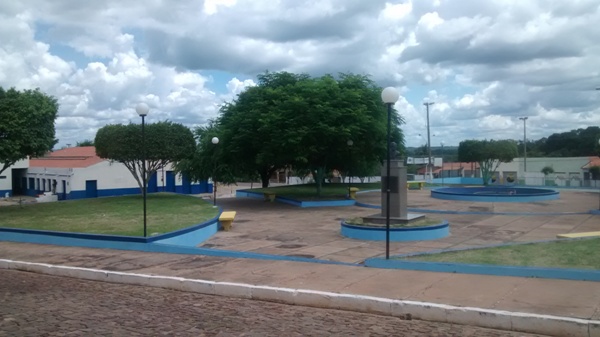 Prefeitura de Santa Rosa revitaliza praças do Centro da cidade - Imagem 3