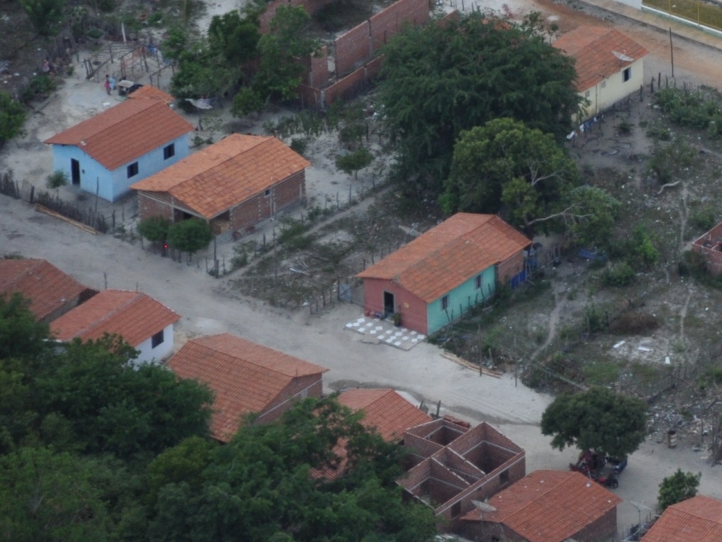 Eletrobrás contrata empresa para eliminar gambiarras na cidade de Boa Hora