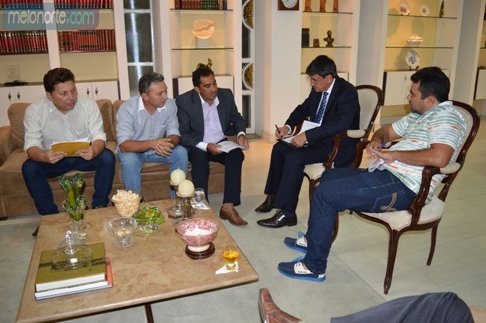 Prefeito Moisés Barbosa participou de audiência com o Governador Wellington Dias no Palácio de Karnak - Imagem 16