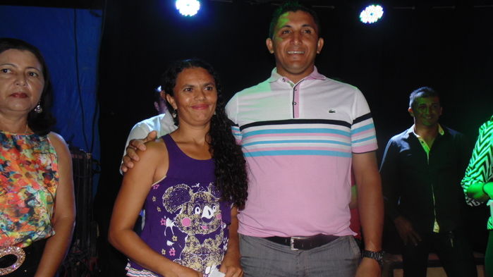 Prefeito e autoridades fazem entrega de prêmios  a vencedores de competições - Imagem 13