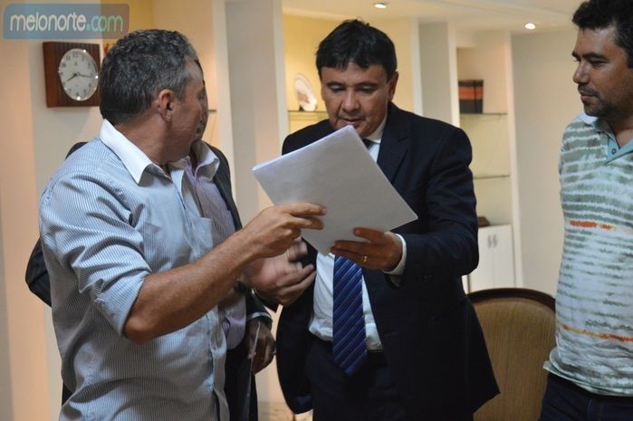 Prefeito Moisés Barbosa participou de audiência com o Governador Wellington Dias no Palácio de Karnak - Imagem 25