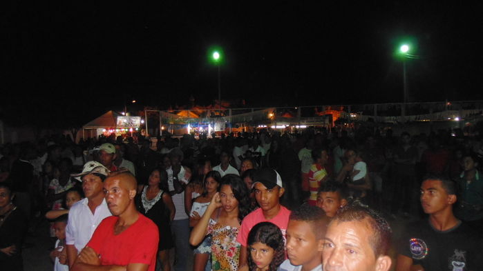 Prefeito e autoridades fazem entrega de prêmios  a vencedores de competições - Imagem 8