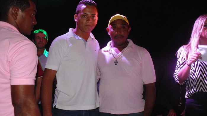 Prefeito e autoridades fazem entrega de prêmios  a vencedores de competições - Imagem 24