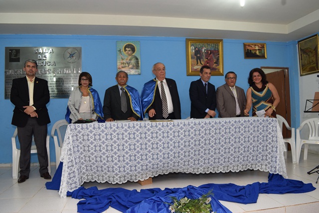 Solenidade marca a posse de sete membros da ALBEARTES - Imagem 2