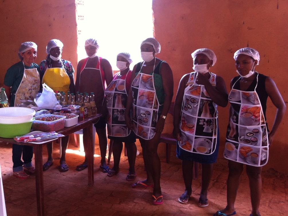 Famílias da zona rural de Oeiras fabricam produtos derivados da pimenta malagueta