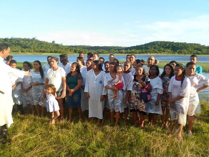 Casamento coletivo e batismo são realizados pela Assembleia de Deus em N. S. dos Remédios - Imagem 4