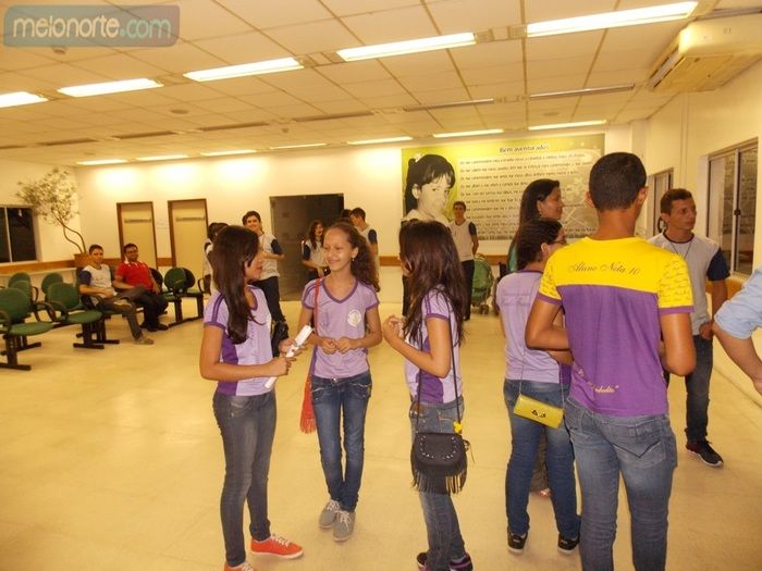 Alunos medalhistas participam de palestra com o Ministro Mangabeira Unger - Imagem 10