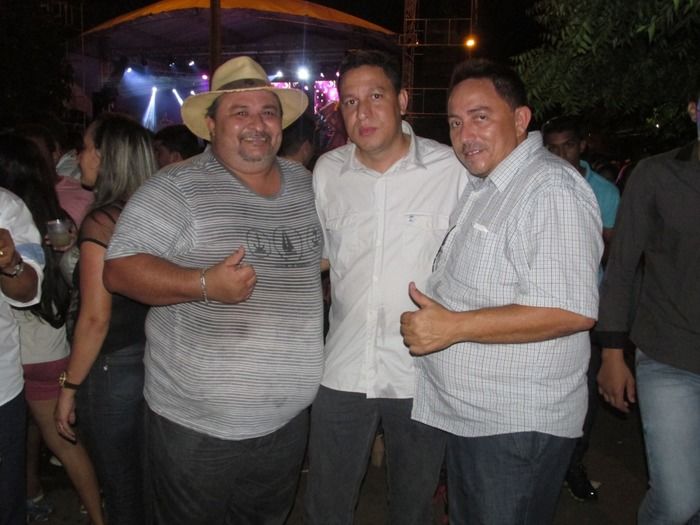 Prefeito Walter Alencar e comitiva participa do Aniversário de 51 anos de Hugo Napoleão com Lagosta Bronzeada - Imagem 23