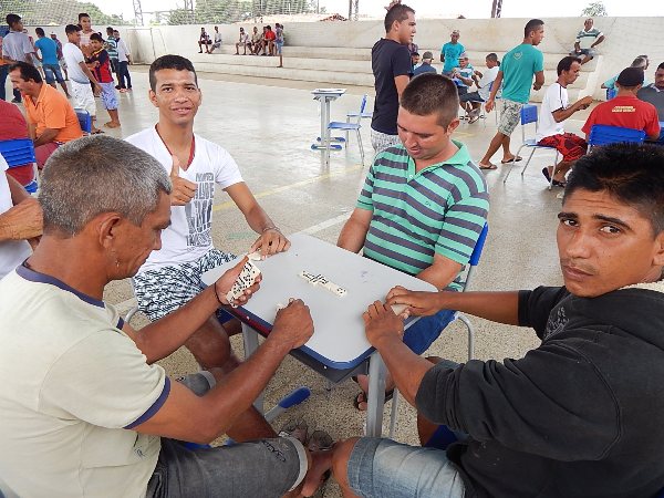 Jogos de Dominó Sinuca e Baralho Movimentam os Lagoinhenses - Imagem 1