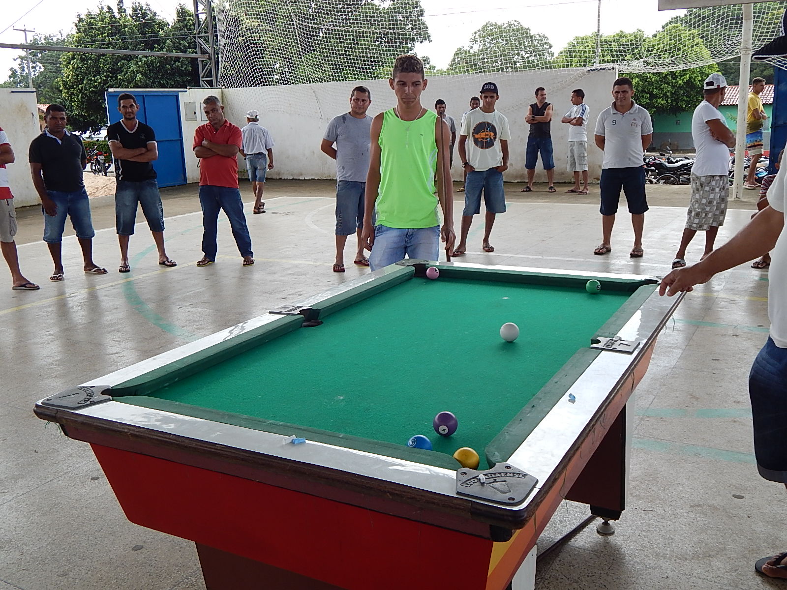 Jogos de Dominó Sinuca e Baralho Movimentam os Lagoinhenses
