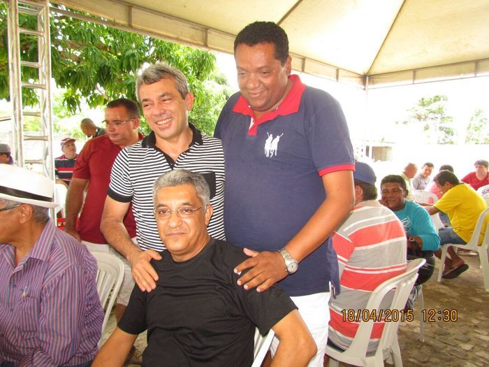 Prefeito Edílson Capote reuniu nesse último sábado lideranças em sua residência - Imagem 36