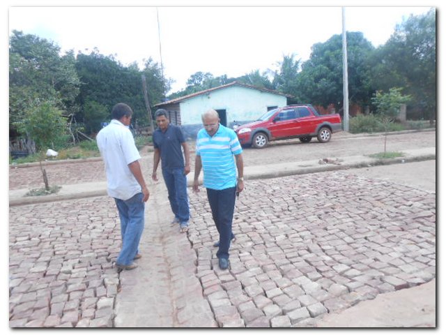 Prefeito Dr. Moura visita Obras no Povoado Forte - Imagem 2