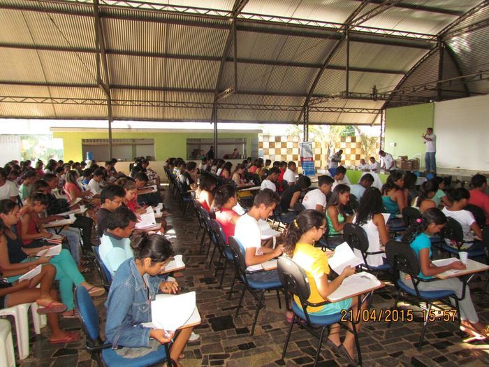 Estudantes lotam o primeiro dia de revisão do ‘Aprova Barras’ - Imagem 33