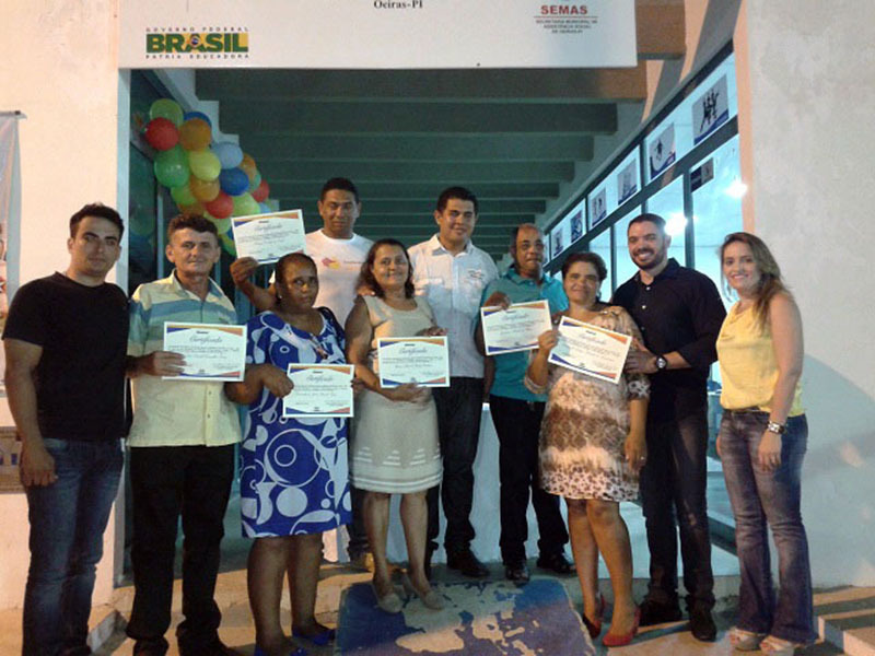 Lukano Sá realiza abertura de atividades culturais na Praça da Juventude em Oeiras