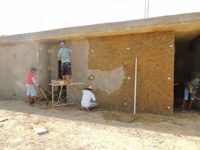 Construção do ginásio poliesportivo do Bairro Vista Alegre está bem adiantada - Imagem 2