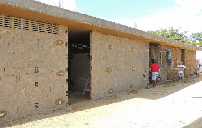 Construção do ginásio poliesportivo do Bairro Vista Alegre está bem adiantada - Imagem 9