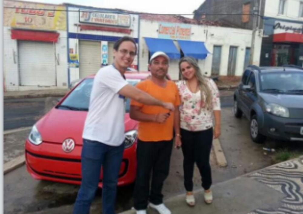 Alemanha em parceria com BB de Canto do Buriti entrega primeiro carro