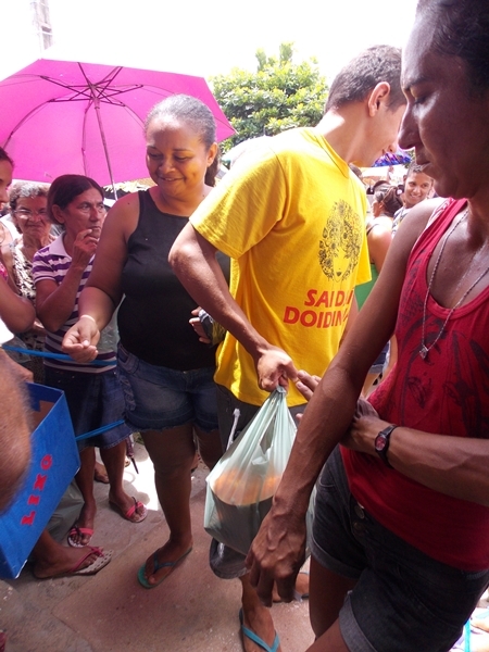 Secretaria de Assistência Social distribui alimentos às famílias do Programa Bolsa Família - Imagem 6