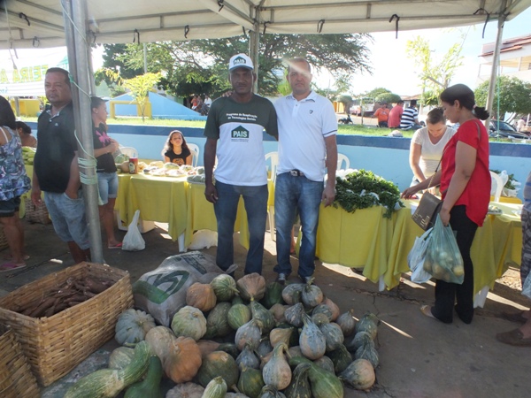 Santa Rosa do Piauí realiza 1ª Feira Agroecológica com produtores do município - Imagem 24