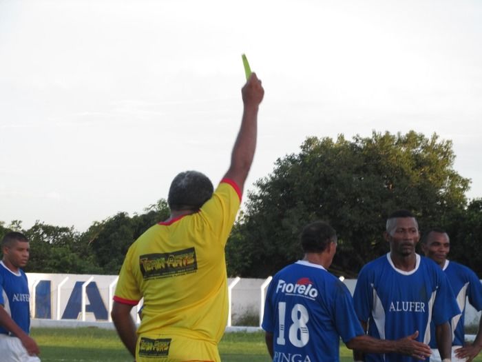 Demerval Lobão vence nos pênaltis a final do campeonato dos Quarentões do Médio Parnaíba   - Imagem 35