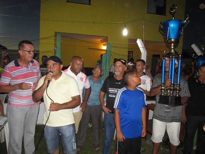 Demerval Lobão vence nos pênaltis a final do campeonato dos Quarentões do Médio Parnaíba   - Imagem 57