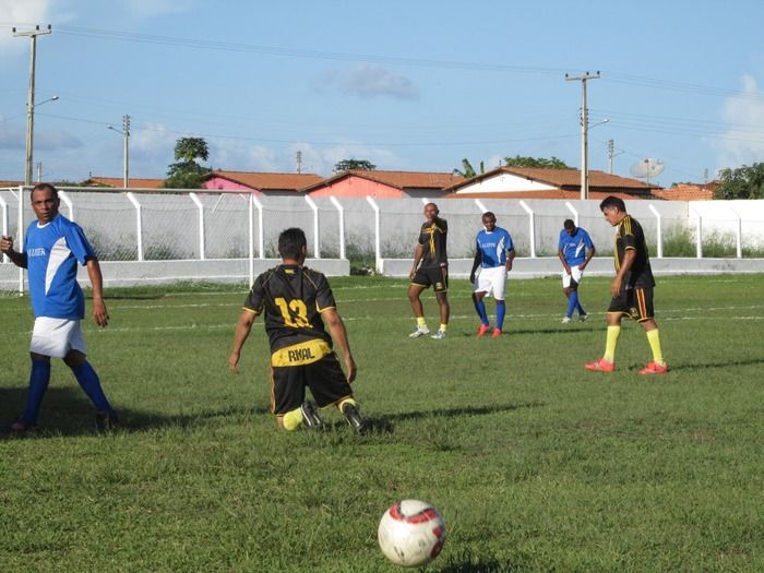Demerval Lobão vence nos pênaltis a final do campeonato dos Quarentões do Médio Parnaíba   - Imagem 21