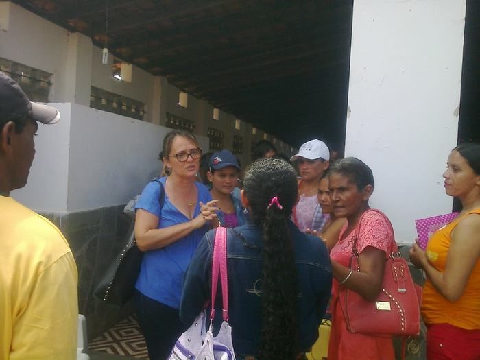 Reunião esclarece sobre o programa ‘Garantia Safra’. Vereadoras envolvidas foram vaiadas por mais de 600 pessoas presentes. - Imagem 1