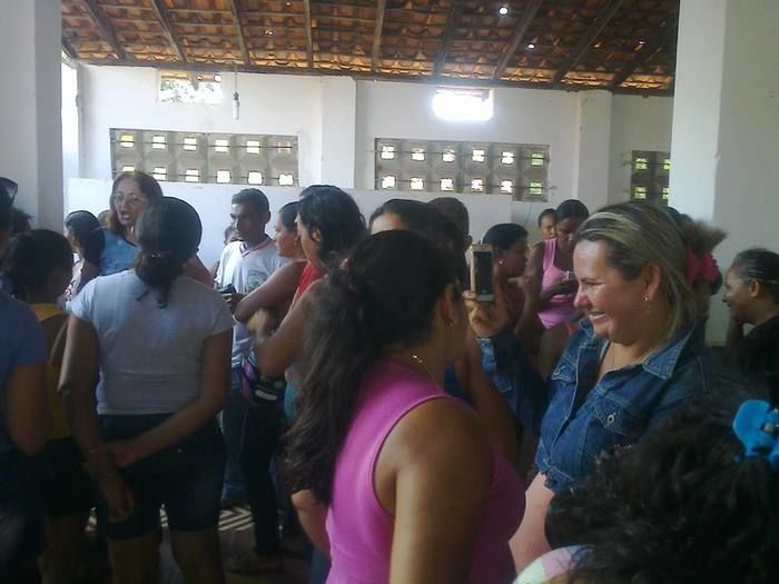 Reunião esclarece sobre o programa ‘Garantia Safra’. Vereadoras envolvidas foram vaiadas por mais de 600 pessoas presentes. - Imagem 4