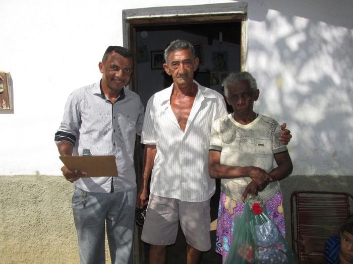 Festa Surpresa em Homenagem aos 82 anos de Etelvina Maria da Conceição no Bairro Baixa em Agricolândia - Imagem 6