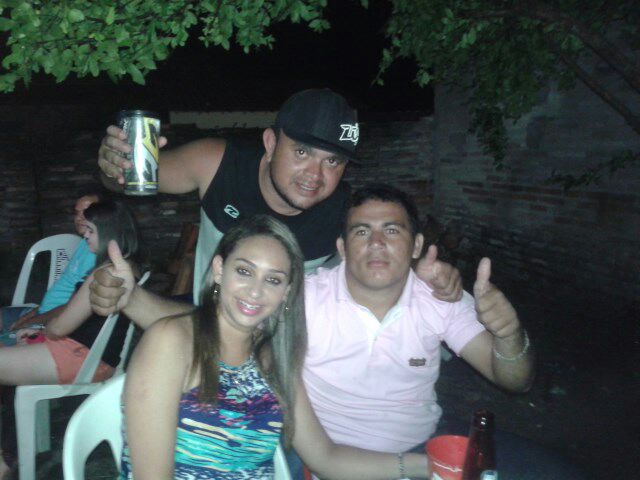 Leandro comemora aniversário ao lado de amigos e familiares - Imagem 8