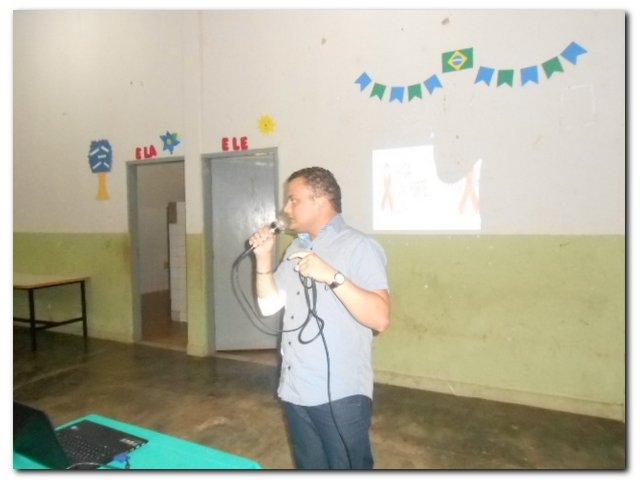 Palestra sobre “DST” com o Enfermeiro João Egidio  - Imagem 4