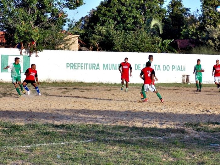 Campeonato de Futebol Amador 2015: Palestra x Alto Novo - Imagem 21
