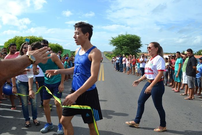 Corrida de Bicicletas e Maratona abrem atividades do segundo dia de comemorações do aniversário da cidade - Imagem 53