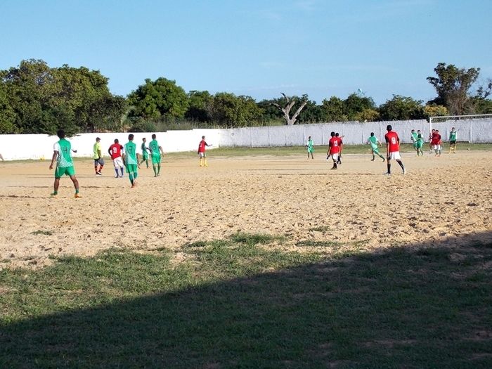 Campeonato de Futebol Amador 2015: Palestra x Alto Novo - Imagem 13
